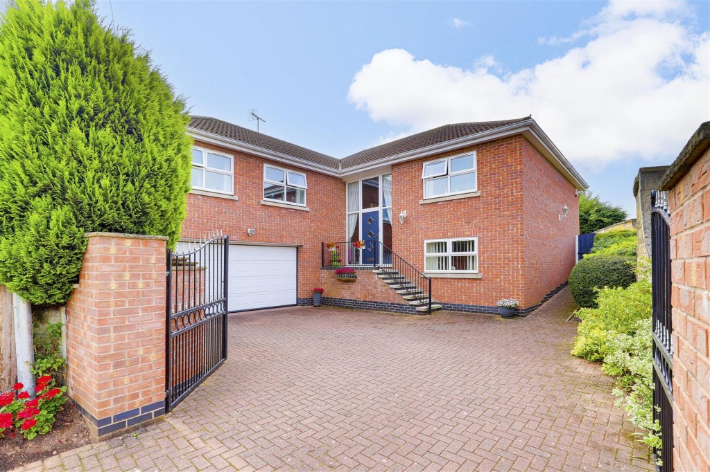 Nursery Gardens, Lowdham, Nottinghamshire, NG14 7WB