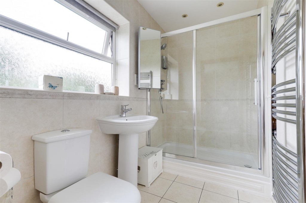 Nursery Gardens, Lowdham, Nottinghamshire, NG14 7WB