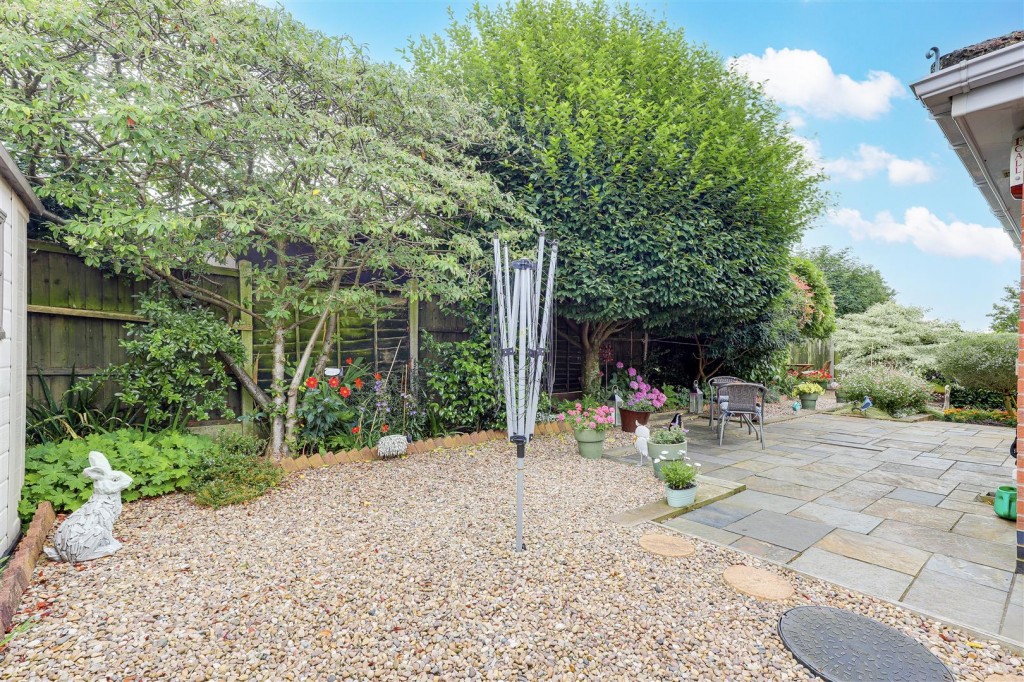 Nursery Gardens, Lowdham, Nottinghamshire, NG14 7WB