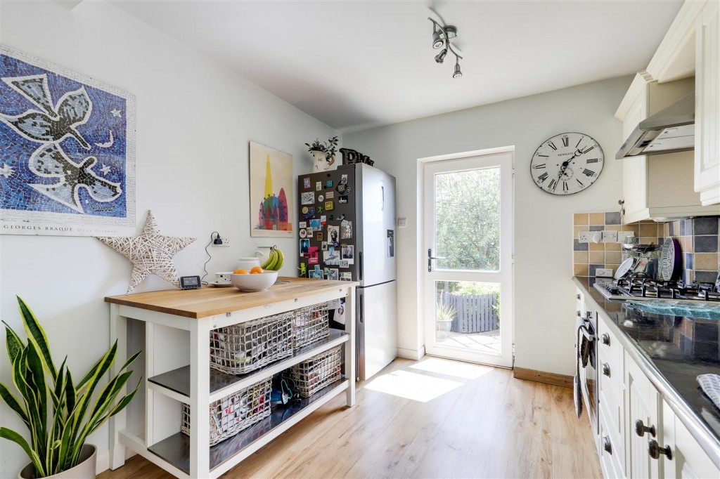 Glendon Drive, Sherwood, Nottinghamshire, NG5 1FN