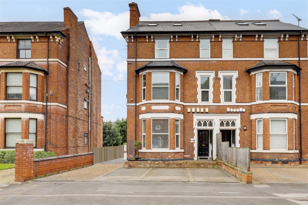 Musters Road, West Bridgford, Nottinghamshire, NG2 7PS