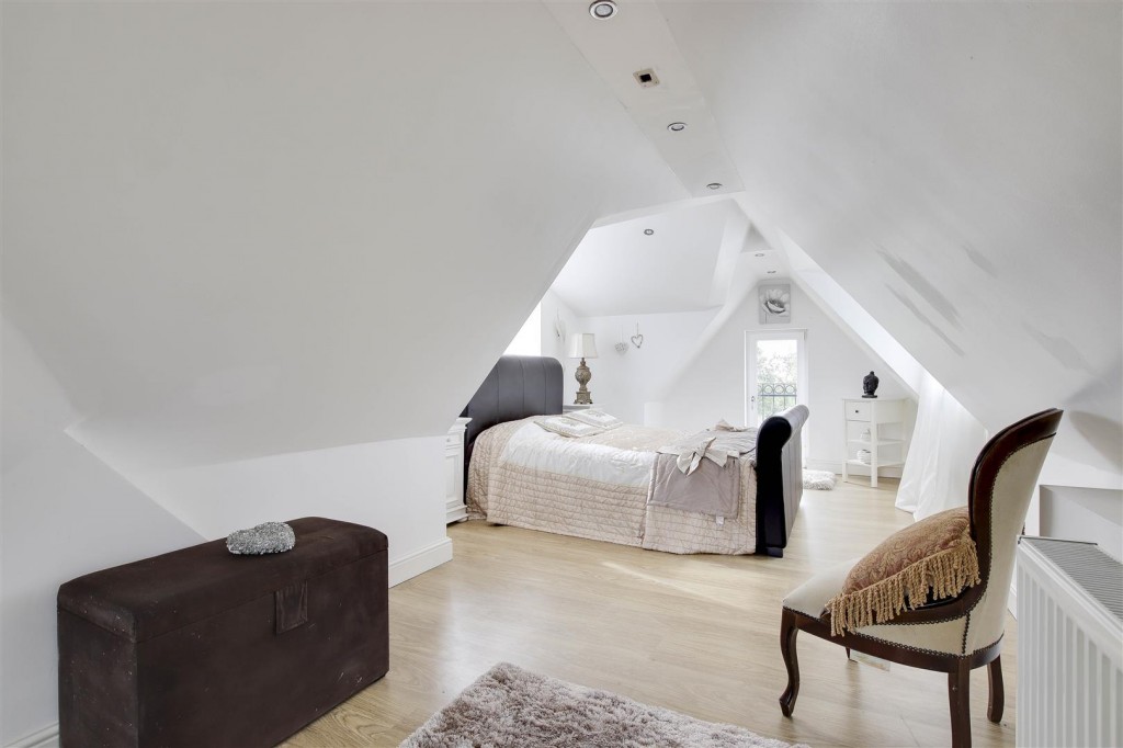 Flawforth Lane, Ruddington, Nottinghamshire, NG11 6NG