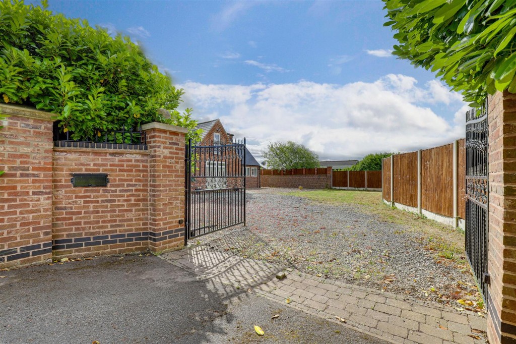 Flawforth Lane, Ruddington, Nottinghamshire, NG11 6NG