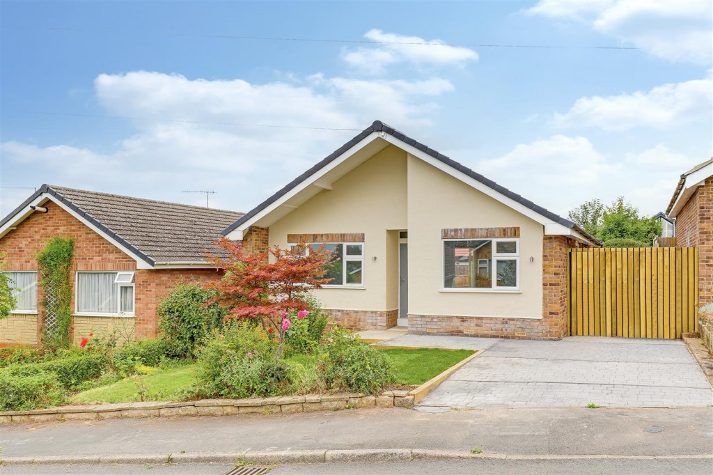 Woodland Close, Radcliffe-On-Trent, Nottinghamshire, NG12 2HZ
