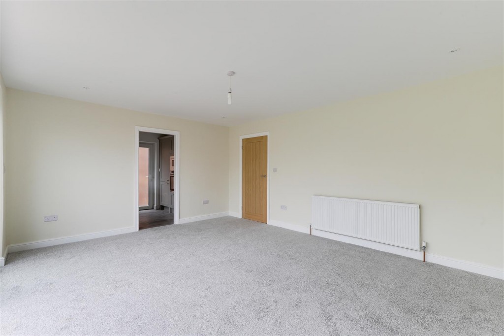 Woodland Close, Radcliffe-On-Trent, Nottinghamshire, NG12 2HZ