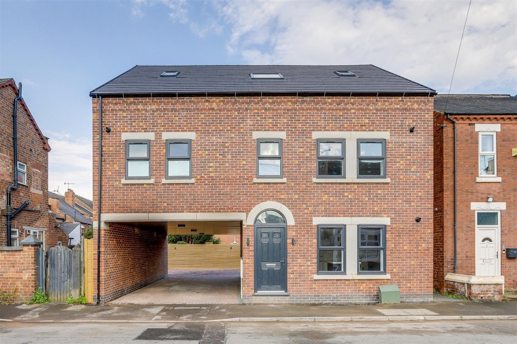 Westminster Avenue, Sandiacre, Nottinghamshire, NG10 5AT