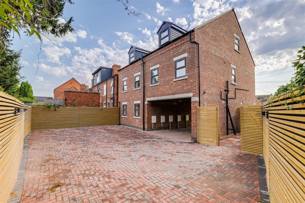 Westminster Avenue, Sandiacre, Nottinghamshire, NG10 5AT