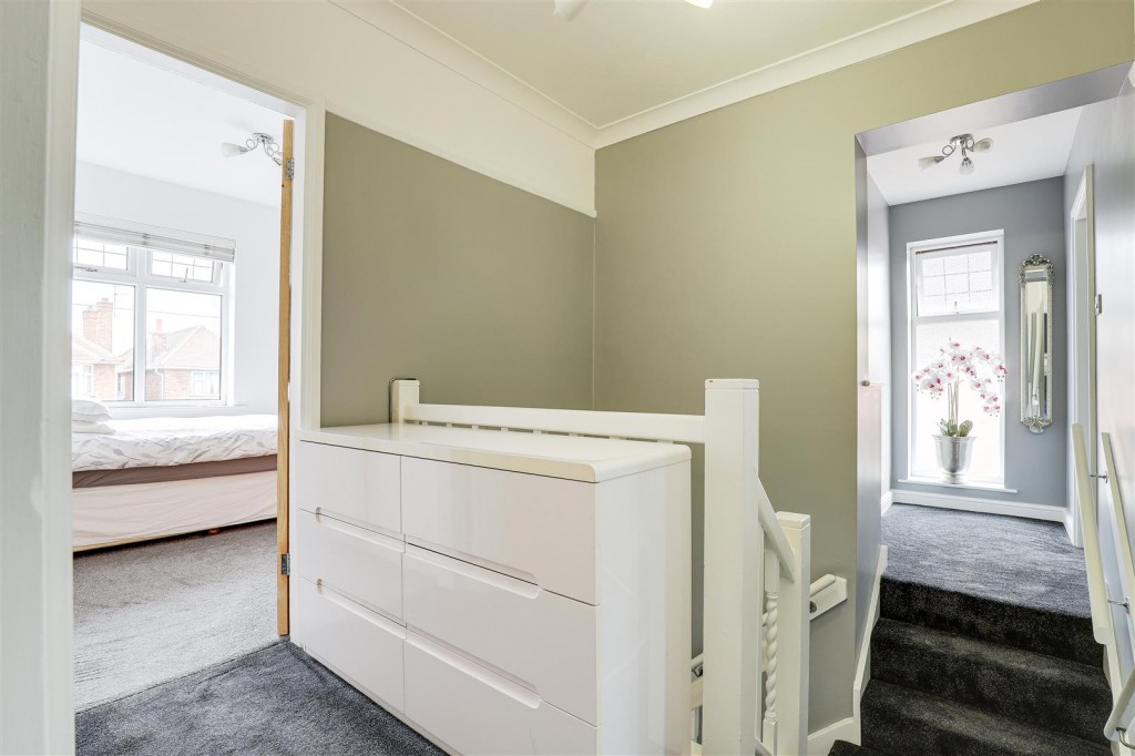 Aspley Park Drive, Aspley, Nottinghamshire, NG8 3EG