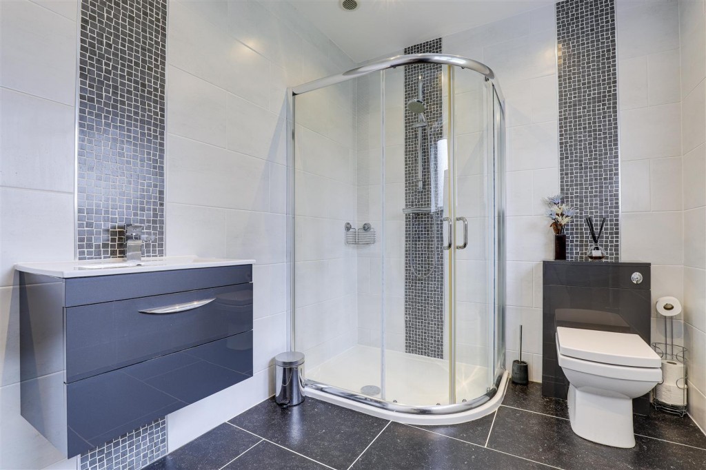 Aspley Park Drive, Aspley, Nottinghamshire, NG8 3EG