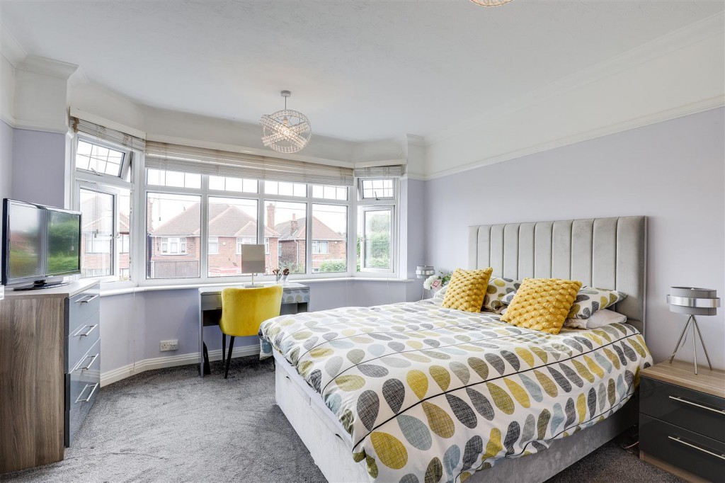 Aspley Park Drive, Aspley, Nottinghamshire, NG8 3EG