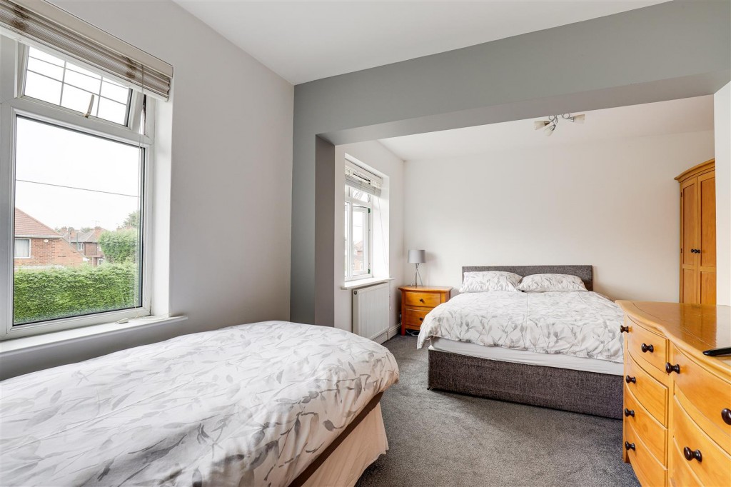 Aspley Park Drive, Aspley, Nottinghamshire, NG8 3EG