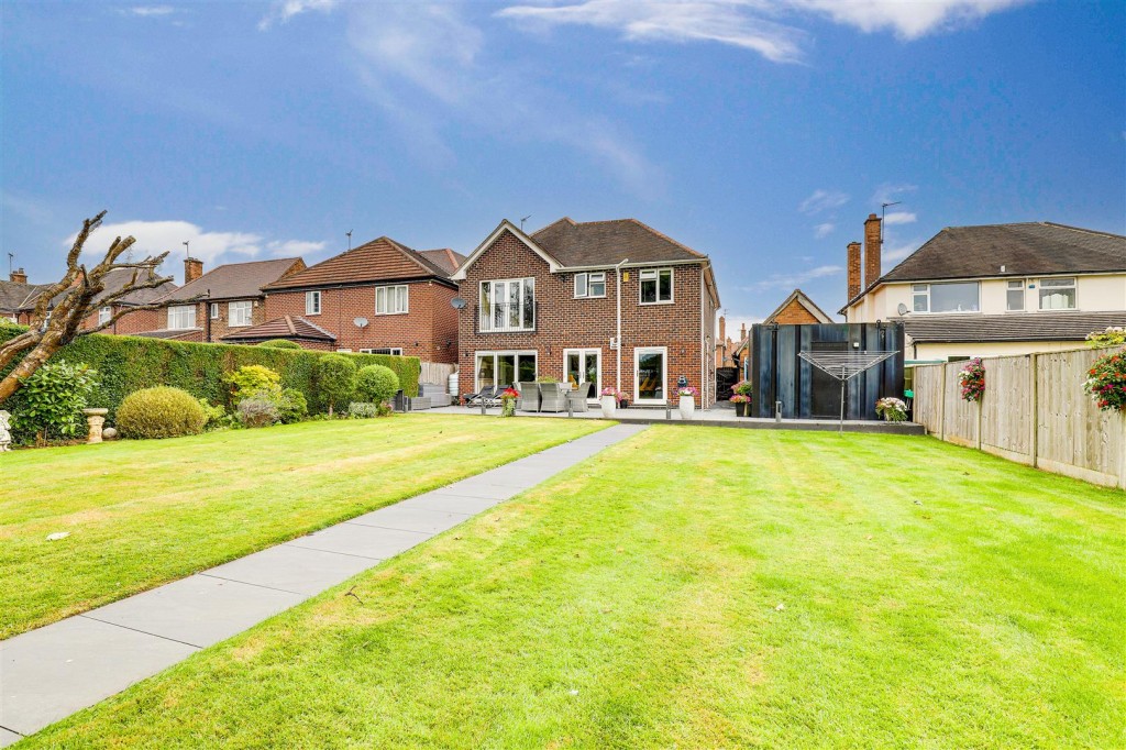 Aspley Park Drive, Aspley, Nottinghamshire, NG8 3EG