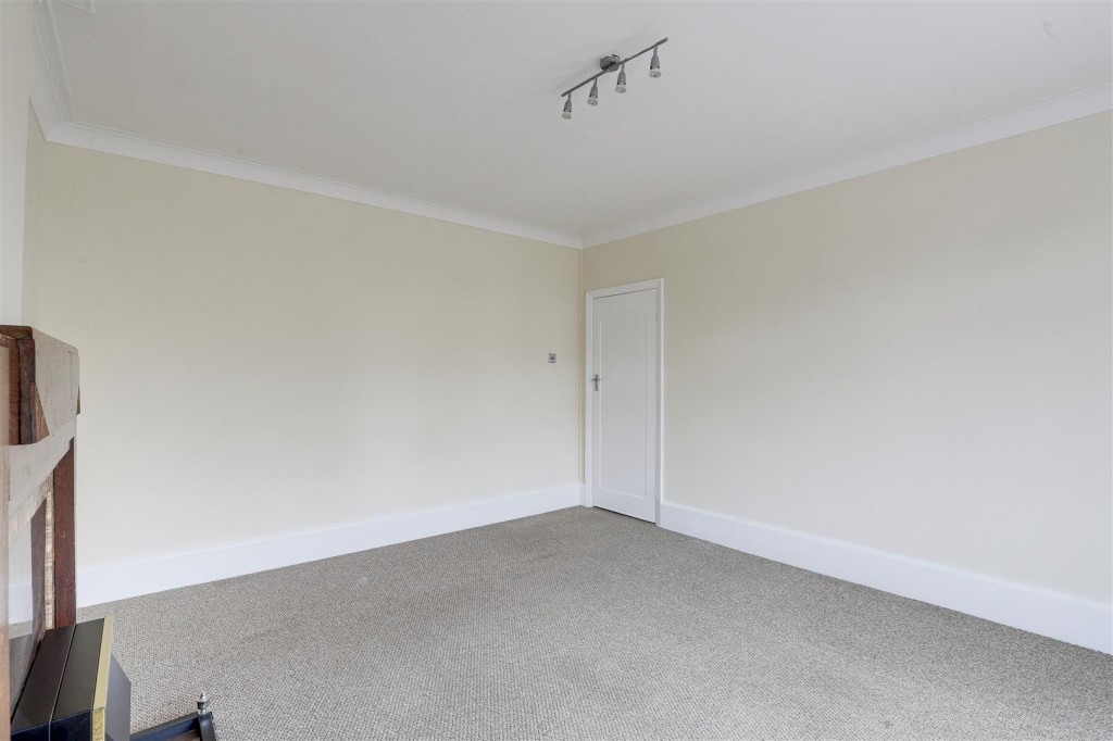 Bar Lane, Basford, Nottinghamshire, NG6 0HT