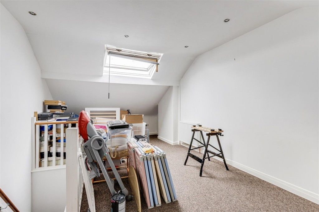 Broomhill Road, Bulwell, Nottinghamshire, NG6 9GW