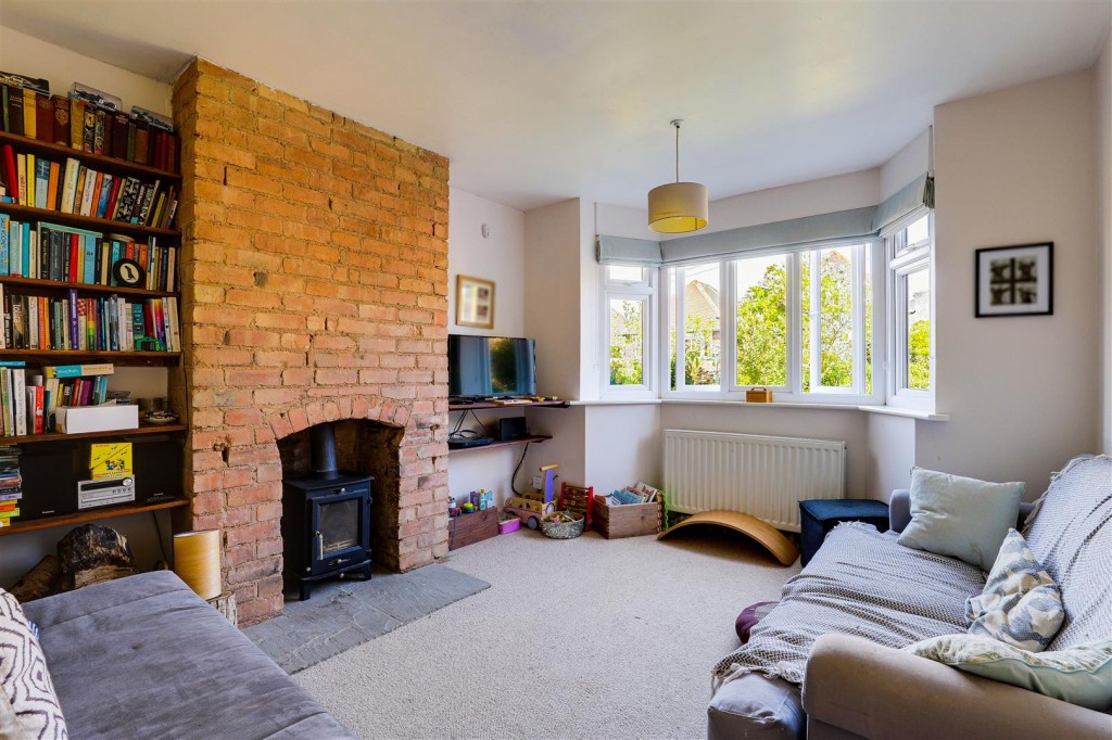 Clandon Drive, Carrington, Nottinghamshire, NG5 2AN