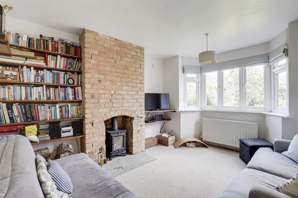 Clandon Drive, Carrington, Nottinghamshire, NG5 2AN