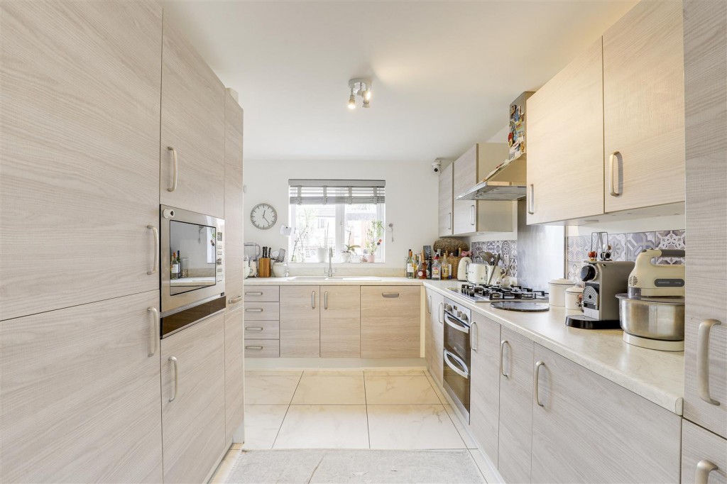 Chalfont Drive, Beechdale, Nottinghamshire, NG8 3LS