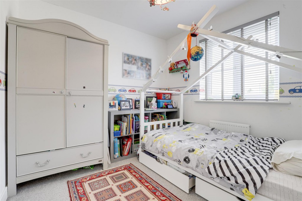 Chalfont Drive, Beechdale, Nottinghamshire, NG8 3LS