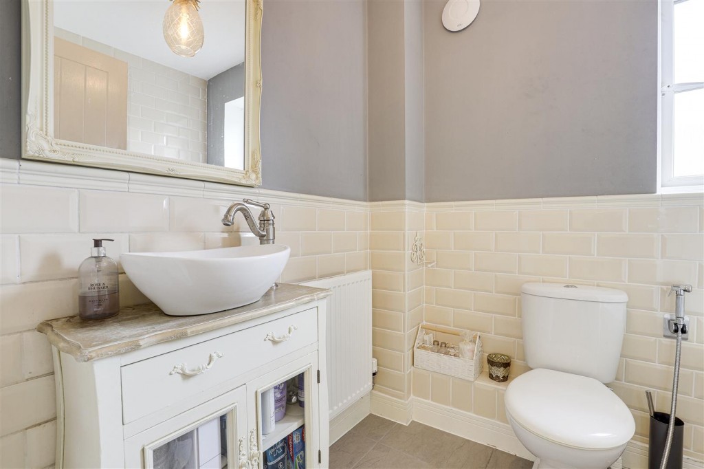 Chalfont Drive, Beechdale, Nottinghamshire, NG8 3LS
