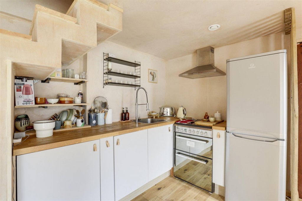 Chalfont Drive, Beechdale, Nottinghamshire, NG8 3LS