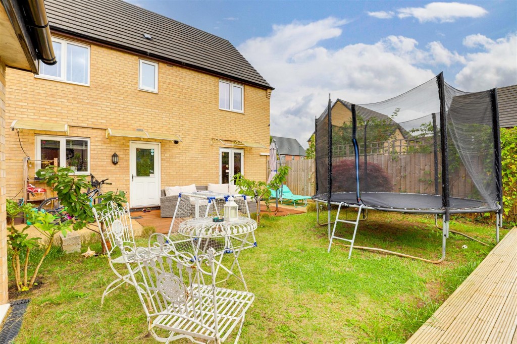 Chalfont Drive, Beechdale, Nottinghamshire, NG8 3LS