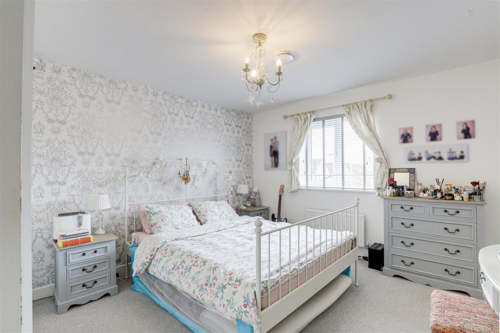 Chalfont Drive, Beechdale, Nottinghamshire, NG8 3LS