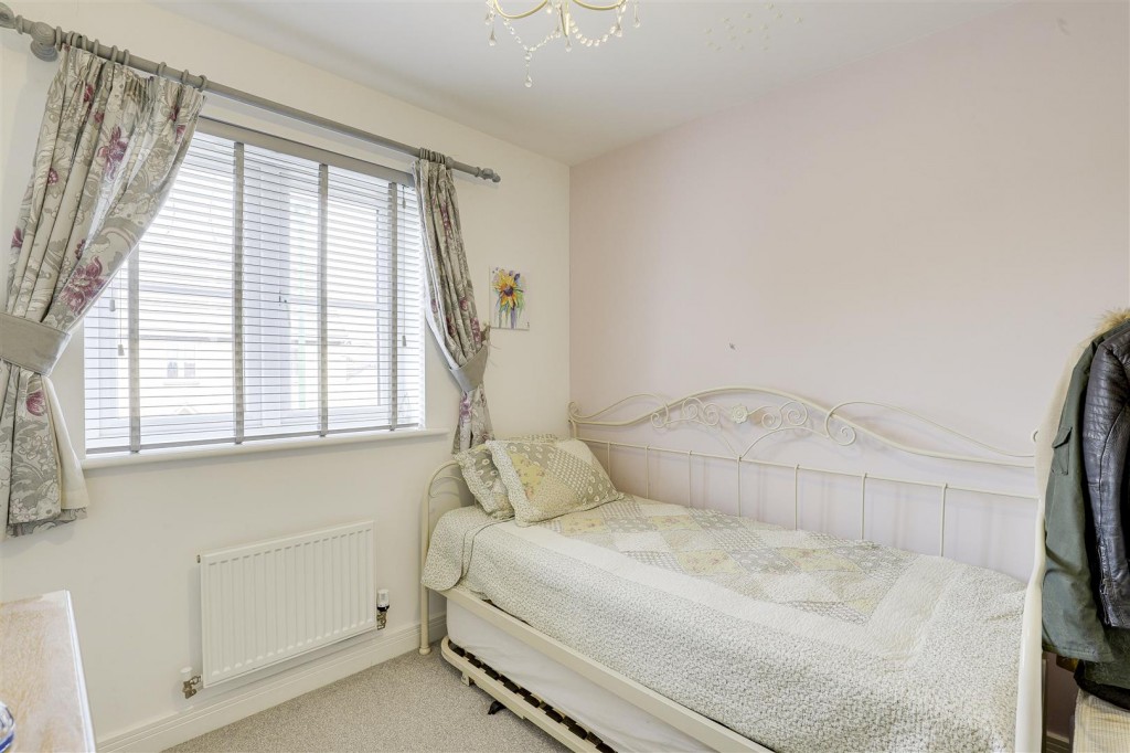 Chalfont Drive, Beechdale, Nottinghamshire, NG8 3LS
