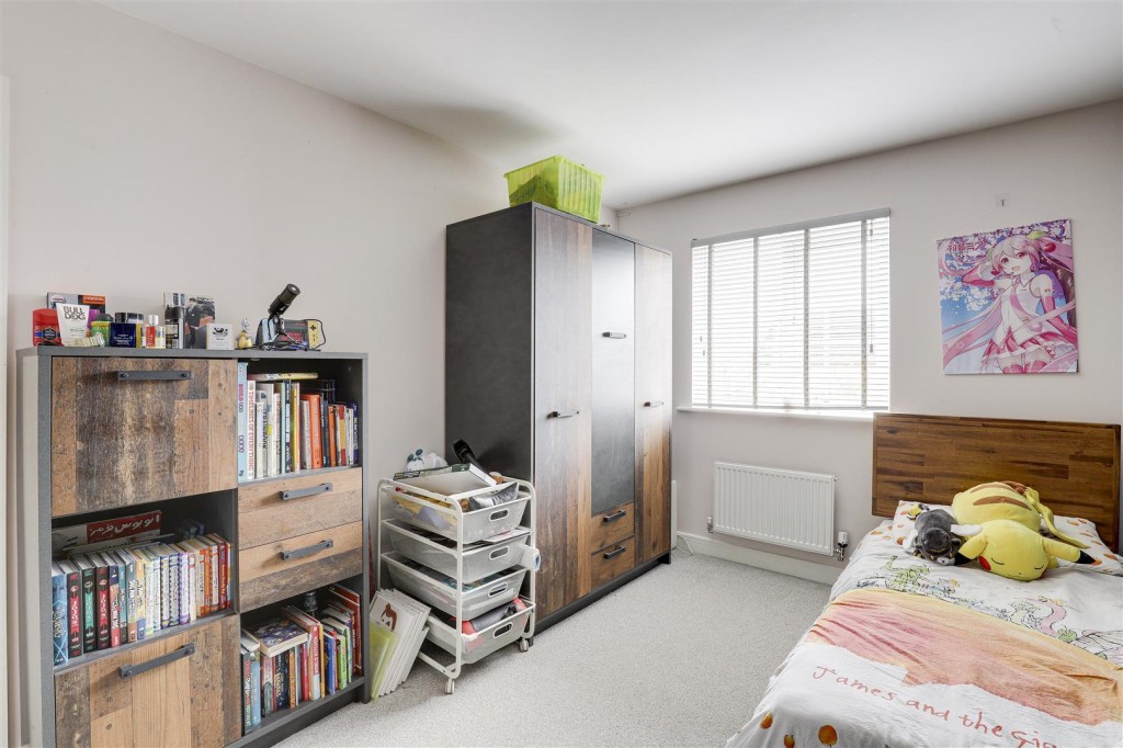 Chalfont Drive, Beechdale, Nottinghamshire, NG8 3LS