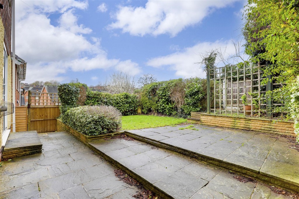 Westcliffe Avenue, Gedling, Nottinghamshire, NG4 4HQ