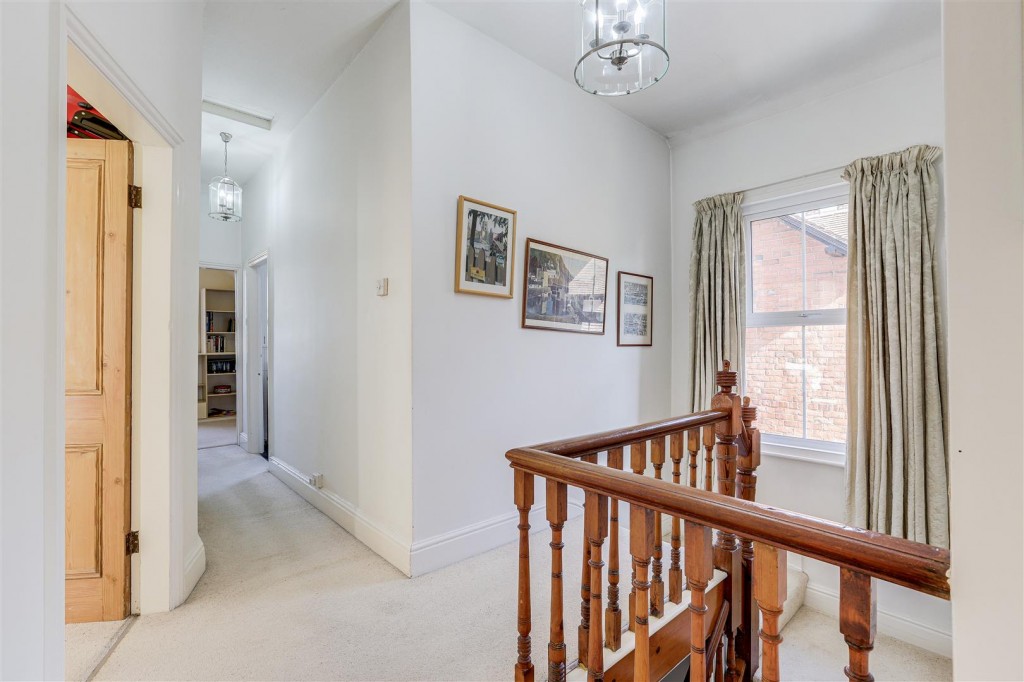 Langtry Grove, New Basford, Nottinghamshire, NG7 7AX