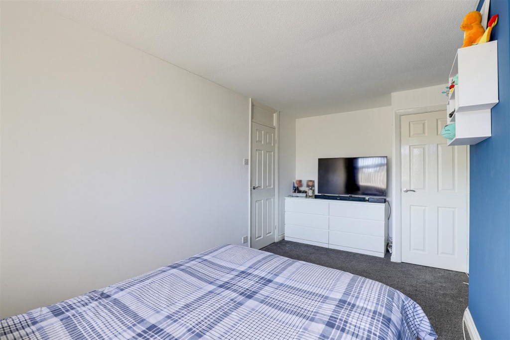 Milford Drive, Bakersfield, Nottinghamshire, NG3 7HB