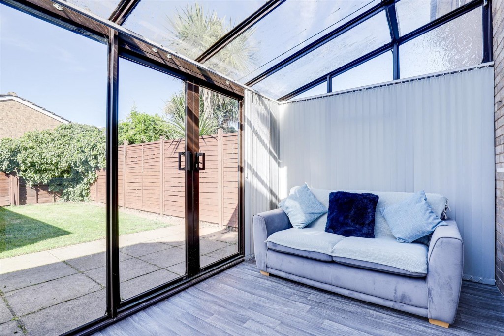 Milford Drive, Bakersfield, Nottinghamshire, NG3 7HB