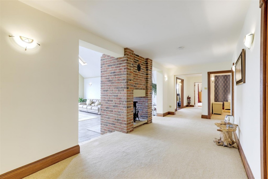 Mansell Park, Hulland Village, Ashbourne, Derbyshire, DE6 3ER