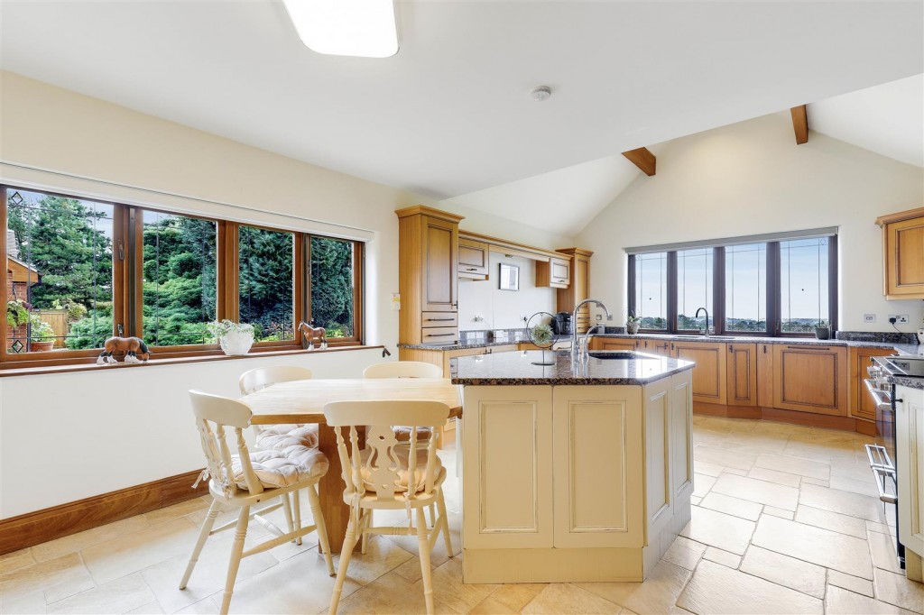 Mansell Park, Hulland Village, Ashbourne, Derbyshire, DE6 3ER