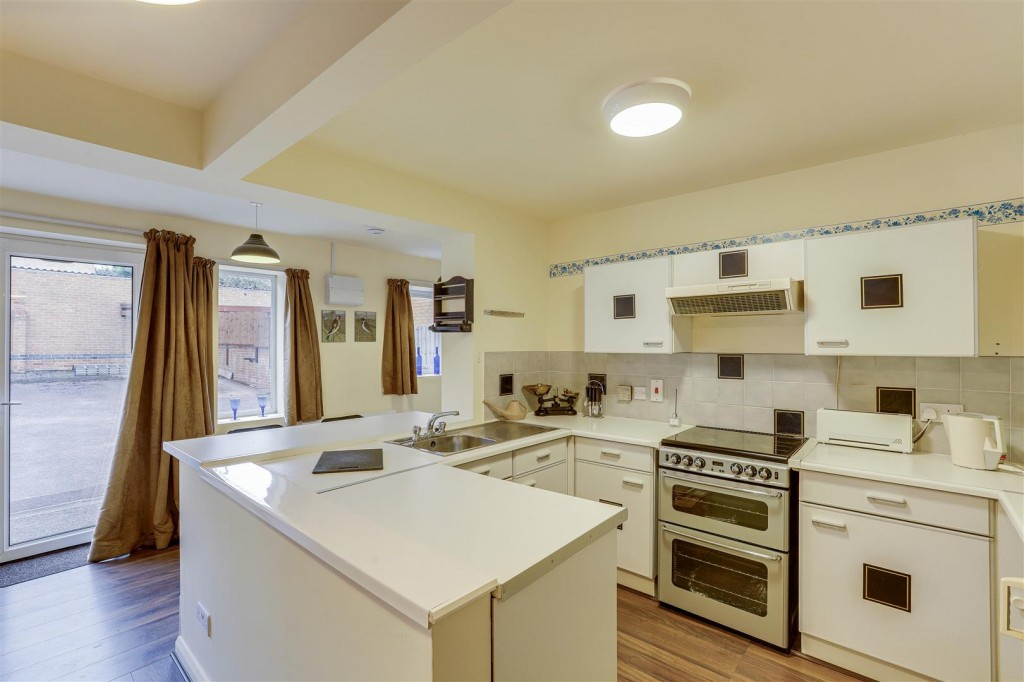 Gatehouse Court, Beeston, Nottinghamshire, NG9 5DU