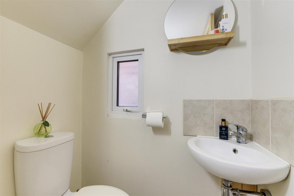 Grassington Road, Aspley, Nottinghamshire, NG8 3PE