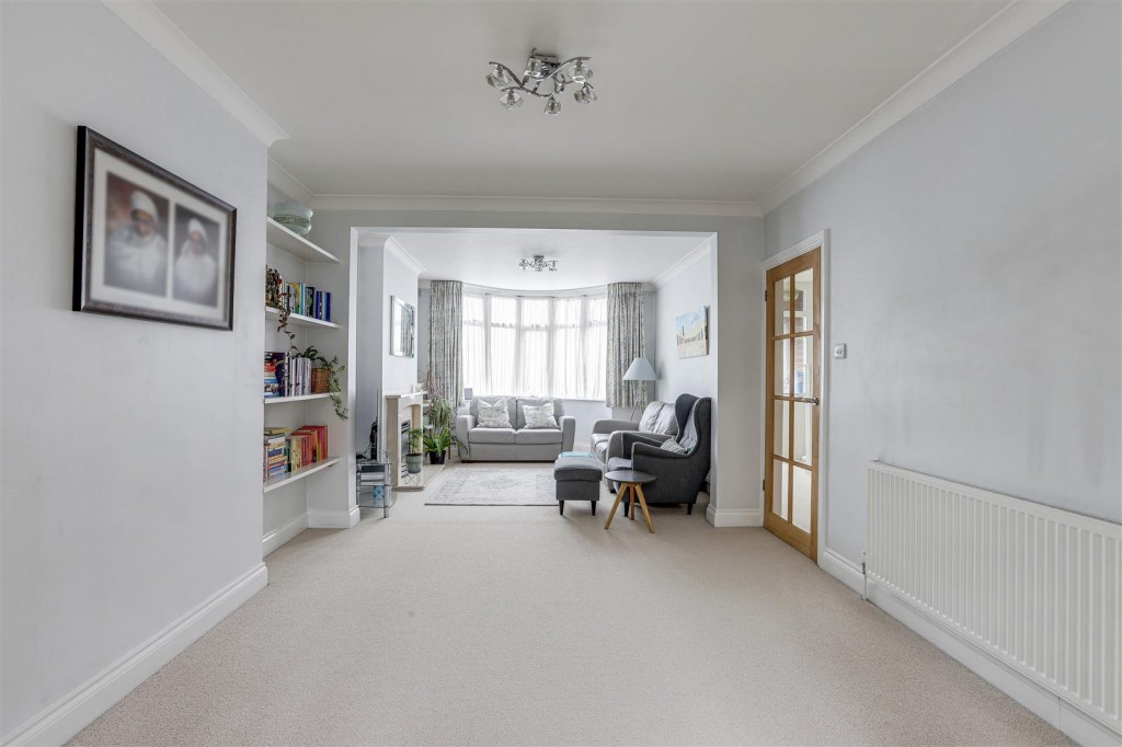 Grassington Road, Aspley, Nottinghamshire, NG8 3PE