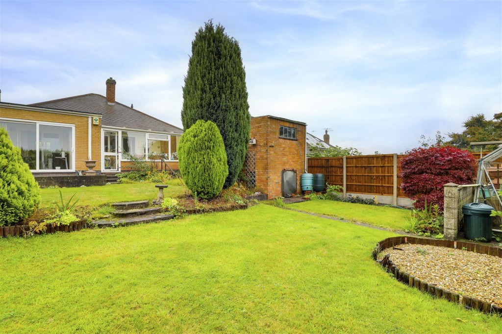 Melbury Road, Woodthorpe, Nottinghamshire, NG5 4PG