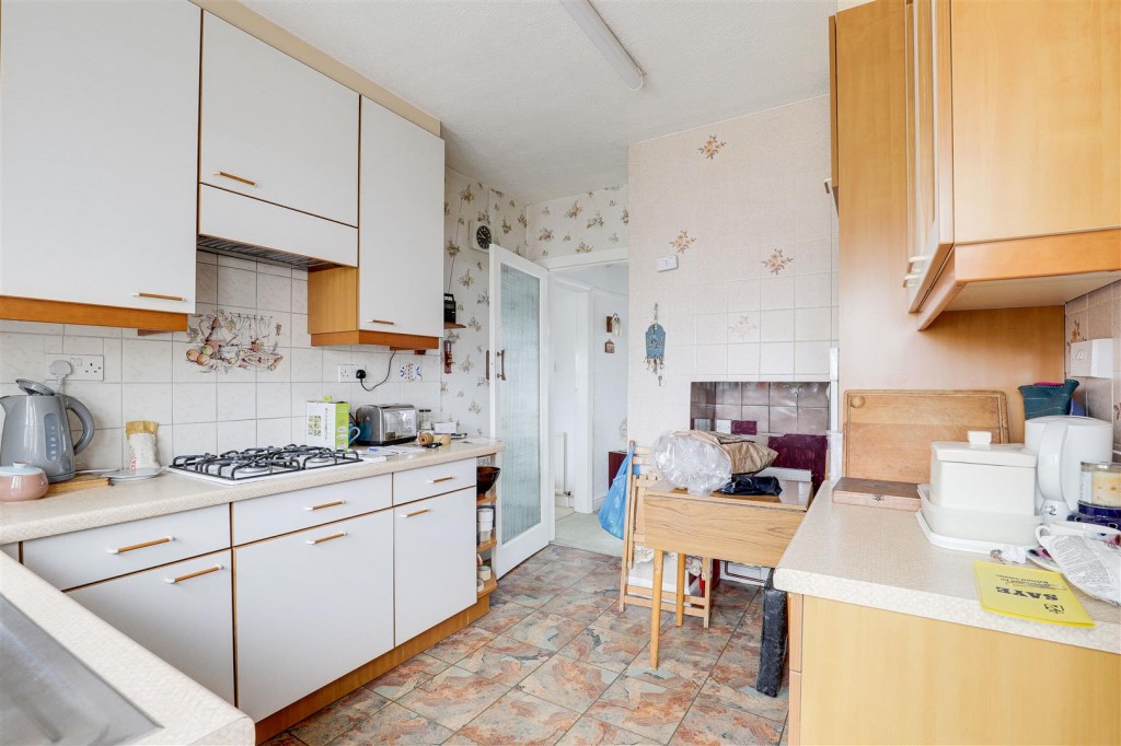 Melbury Road, Woodthorpe, Nottinghamshire, NG5 4PG