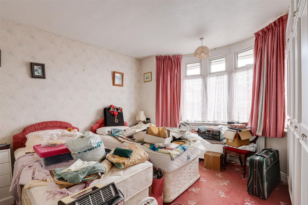 Melbury Road, Woodthorpe, Nottinghamshire, NG5 4PG