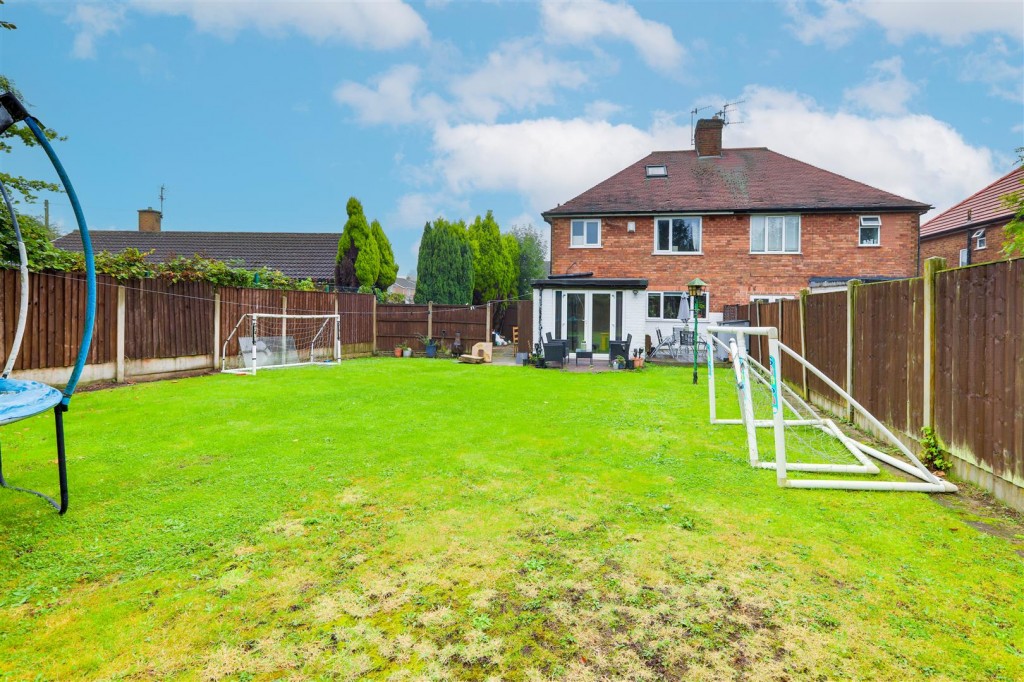 Killisick Road, Arnold, Nottinghamshire, NG5 8BY
