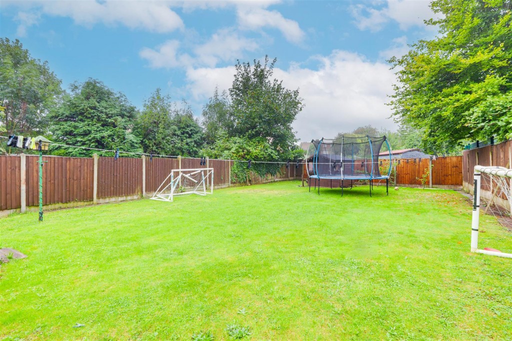 Killisick Road, Arnold, Nottinghamshire, NG5 8BY
