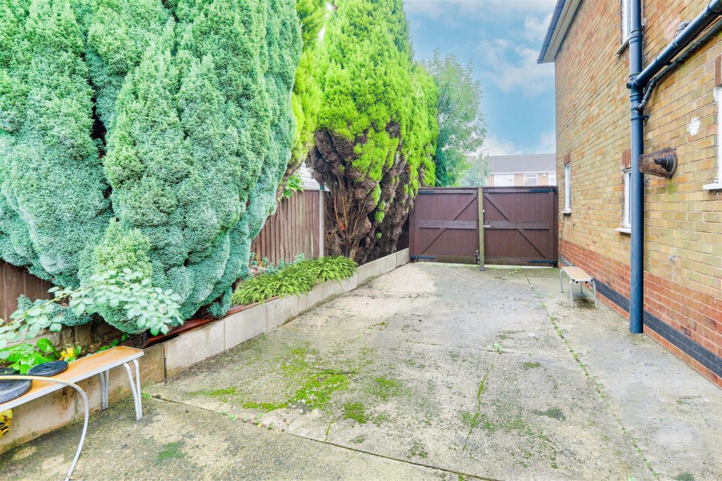 Killisick Road, Arnold, Nottinghamshire, NG5 8BY