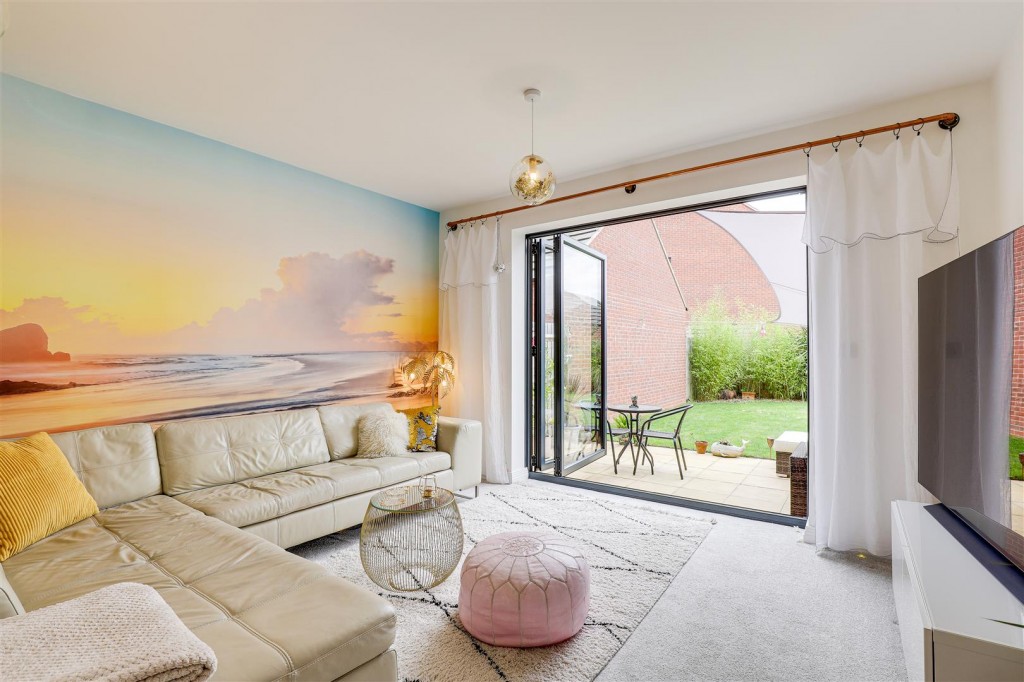 Mill Field Close, Burton Joyce, Nottinghamshire, NG14 5AA