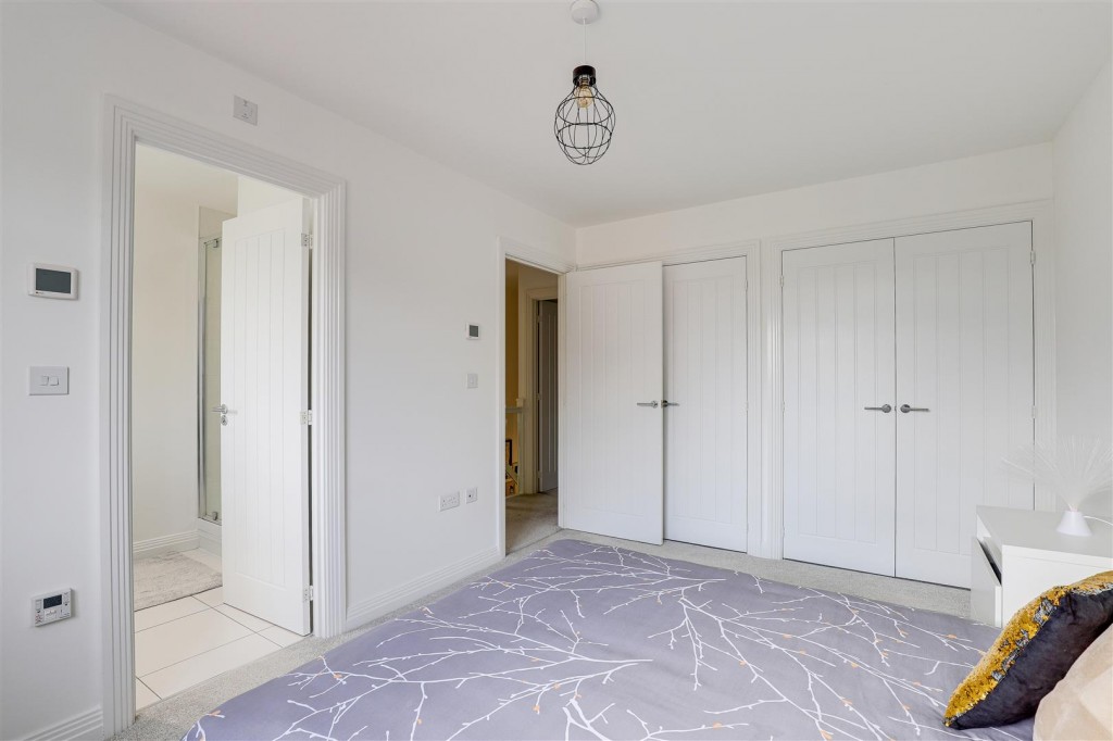 Mill Field Close, Burton Joyce, Nottinghamshire, NG14 5AA