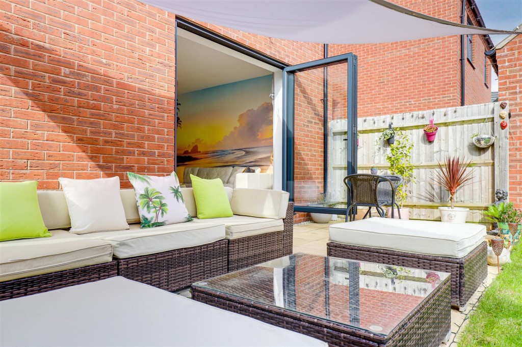 Mill Field Close, Burton Joyce, Nottinghamshire, NG14 5AA