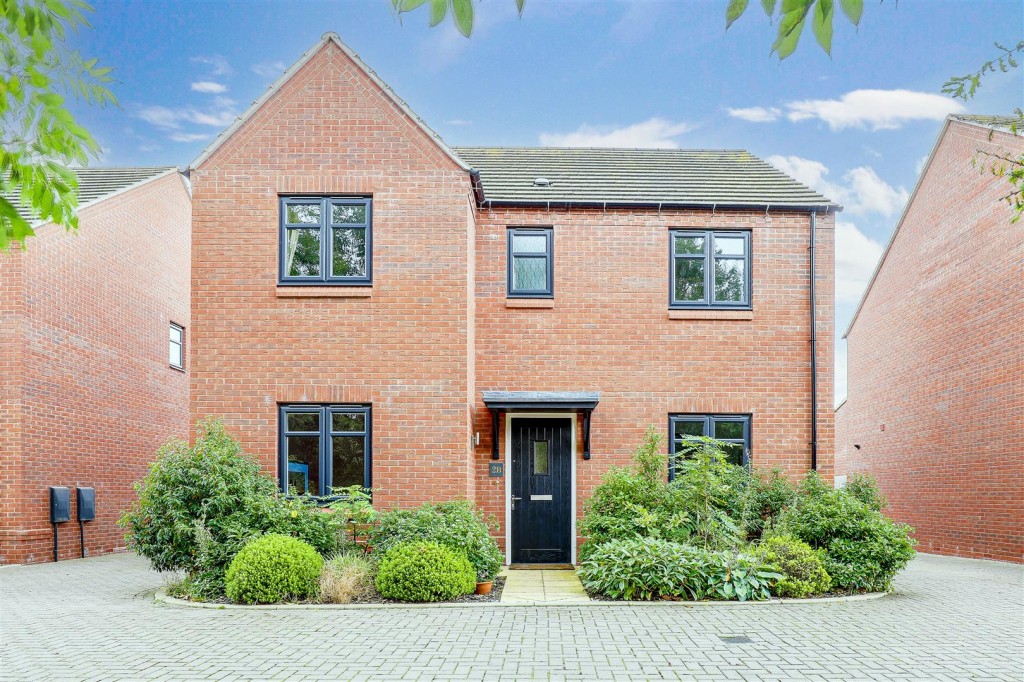 Mill Field Close, Burton Joyce, Nottinghamshire, NG14 5AA