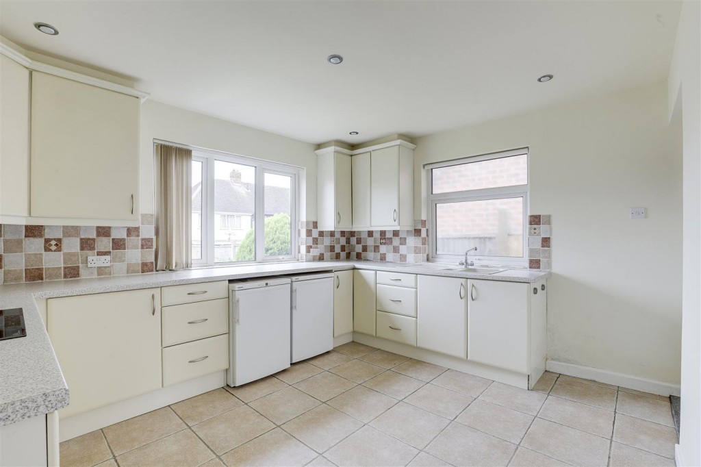 Unity Crescent, Mapperley, Nottinghamshire, NG3 6DZ