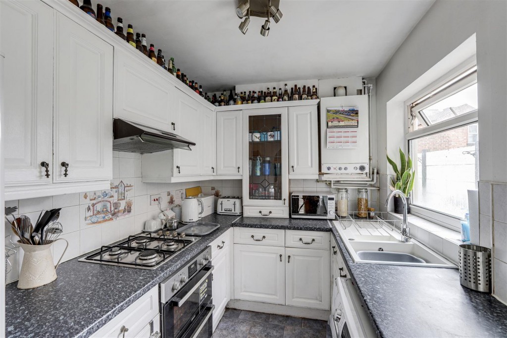 Wellington Street, Long Eaton, Derbyshire, NG10 4LY