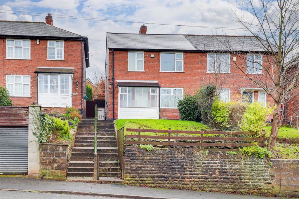 Calverton Road, Arnold, Nottinghamshire, NG5 8FS
